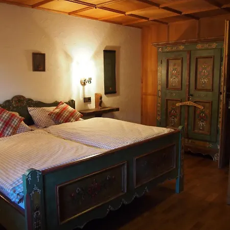 بيت ضيافة Landgasthof Loewen *
