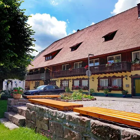 Landgasthof Loewen * شرامبرغ