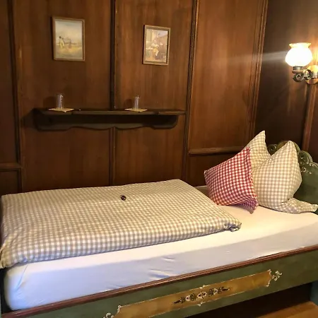 Landgasthof Loewen * شرامبرغ